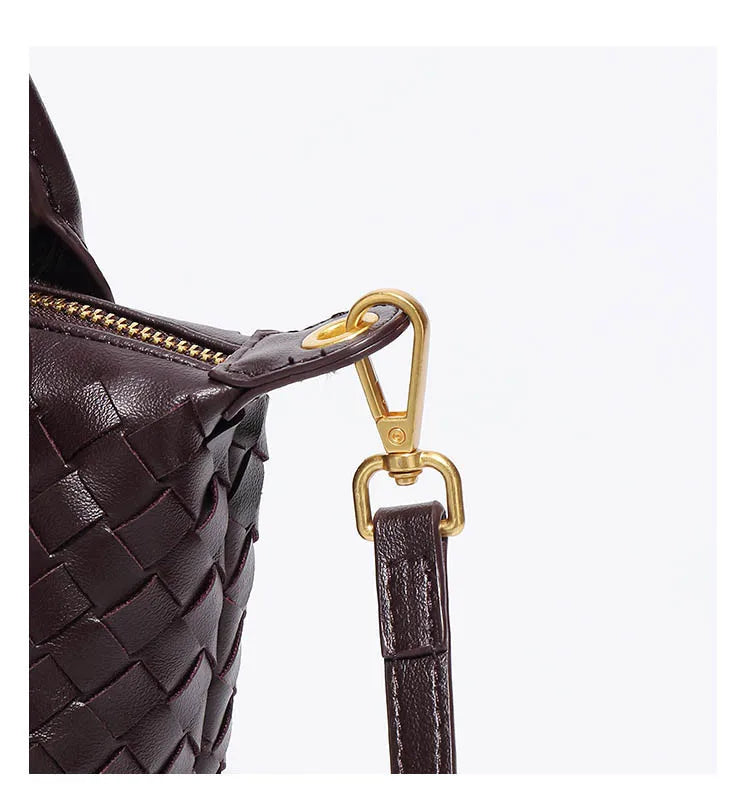 Handwoven single-shoulder small dumpling bag, fashionable bucket bag, new simple ladies crossbody lunch box bag, small tote bag