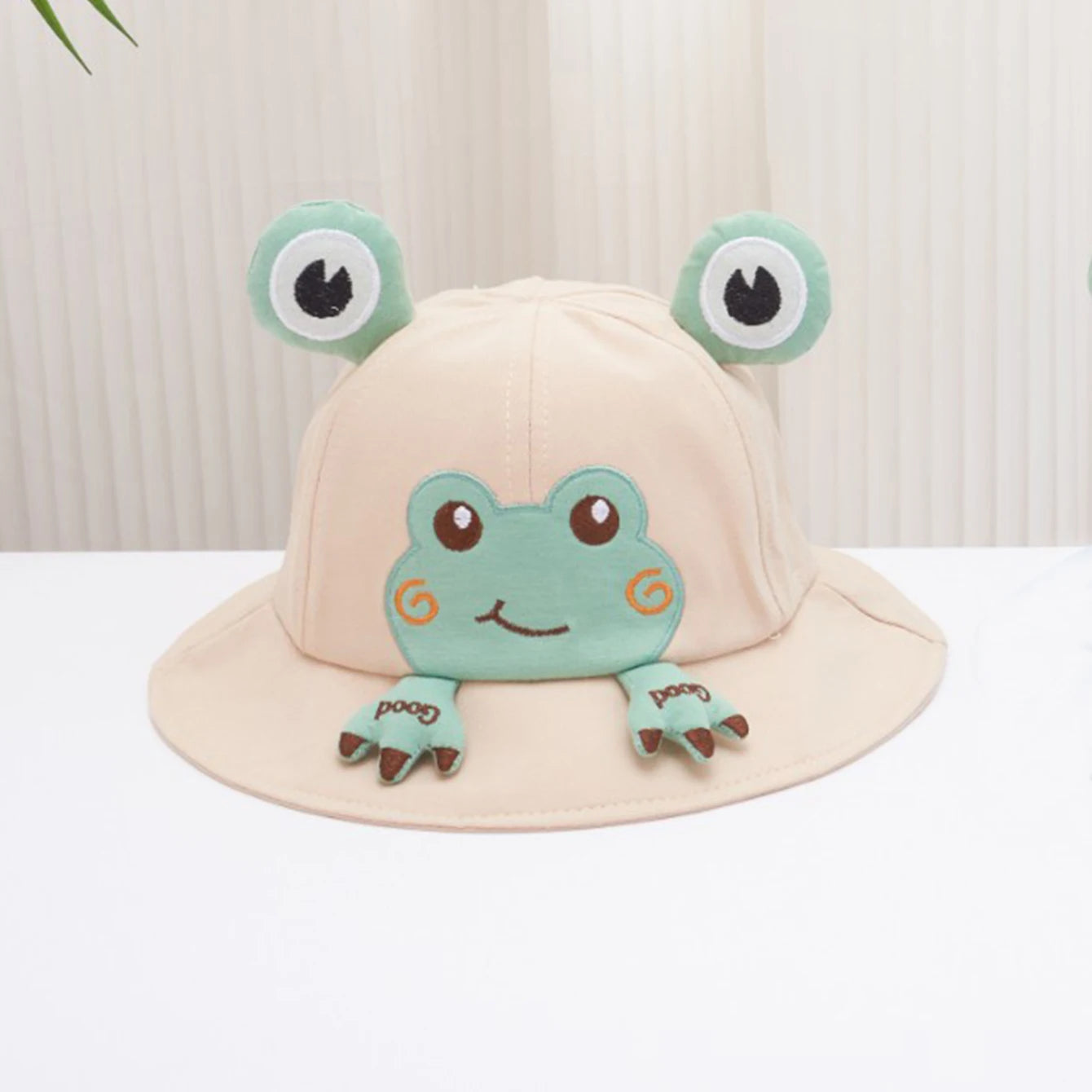 Cute little frog baby hat for sun protection, fisherman hat for children traveling, sun protection hats for boys and girls